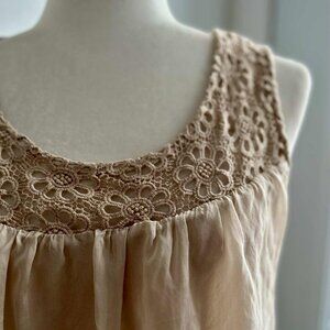 Made in Italy Champagne Silk-Blend Crochet Lace Yoke Layered Top – EU M